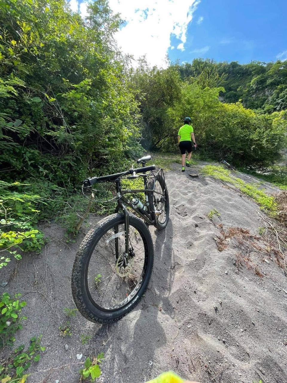 Senderismo y bicicletas en San Pancho